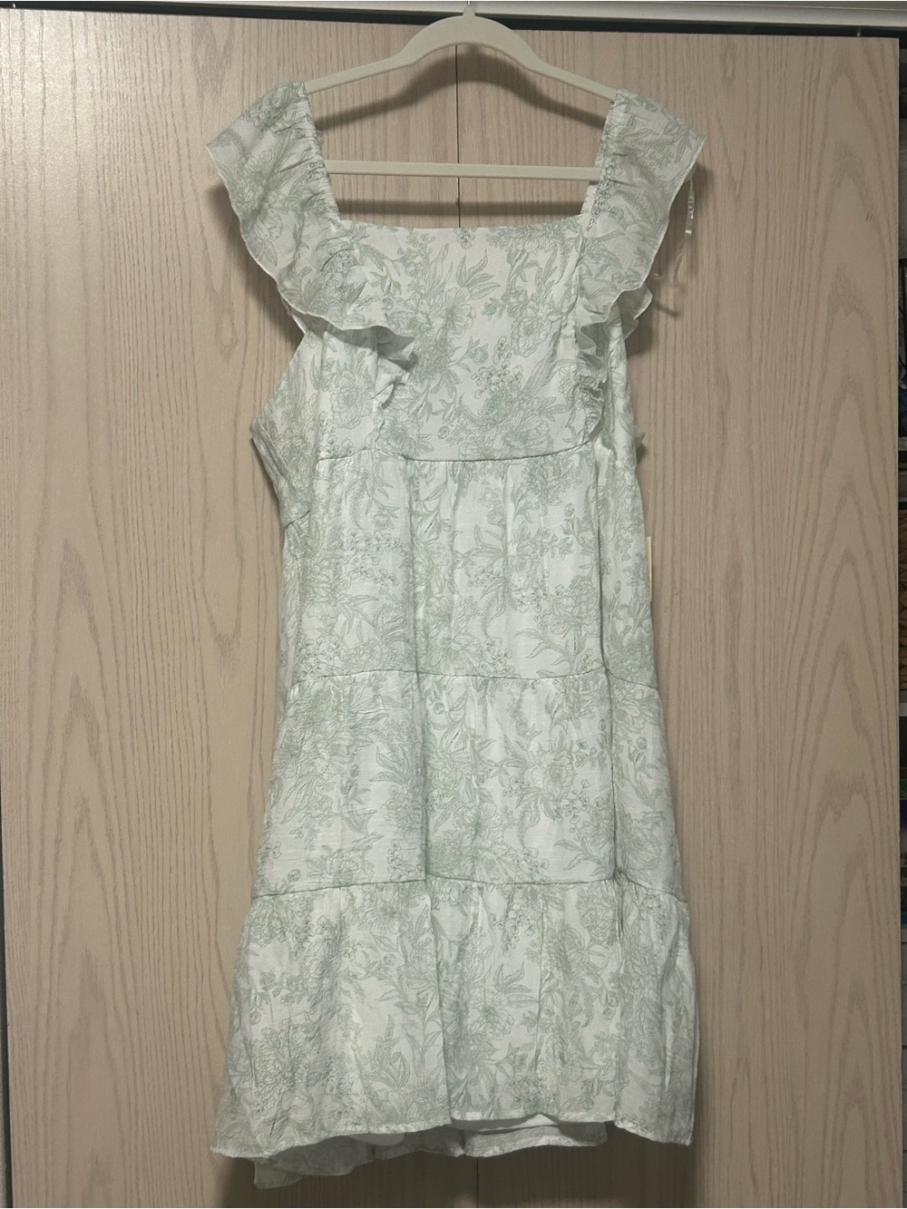 Ruffle-Trim Floral Tiered Midi Dress in Light Mint